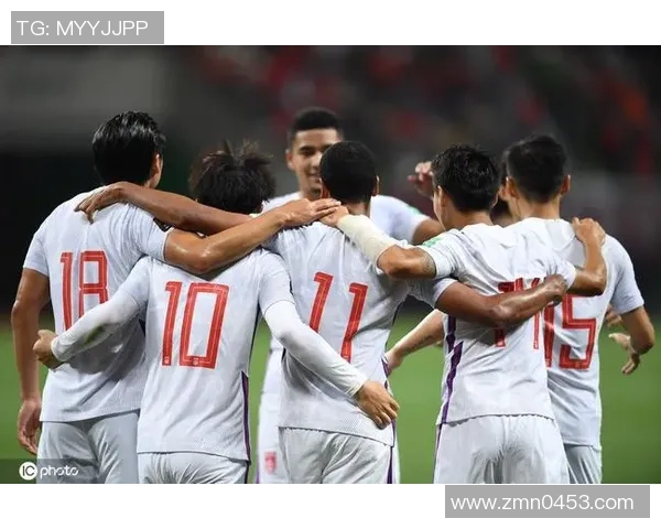 足球牙签仔的成长故事与梦想追逐之旅